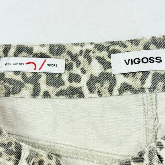 Vigoss Women's Frayed Hem Tan Cheetah Print Ace Cut off Denim Shorts Size 27 NWT - Picture 6 of 11